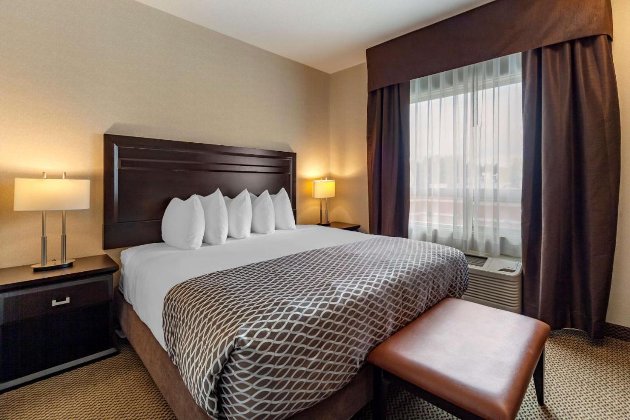 Best Western Plus The Inn At St Albert Saint Albert Extérieur photo