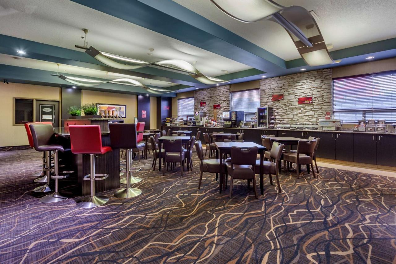 Best Western Plus The Inn At St Albert Saint Albert Extérieur photo