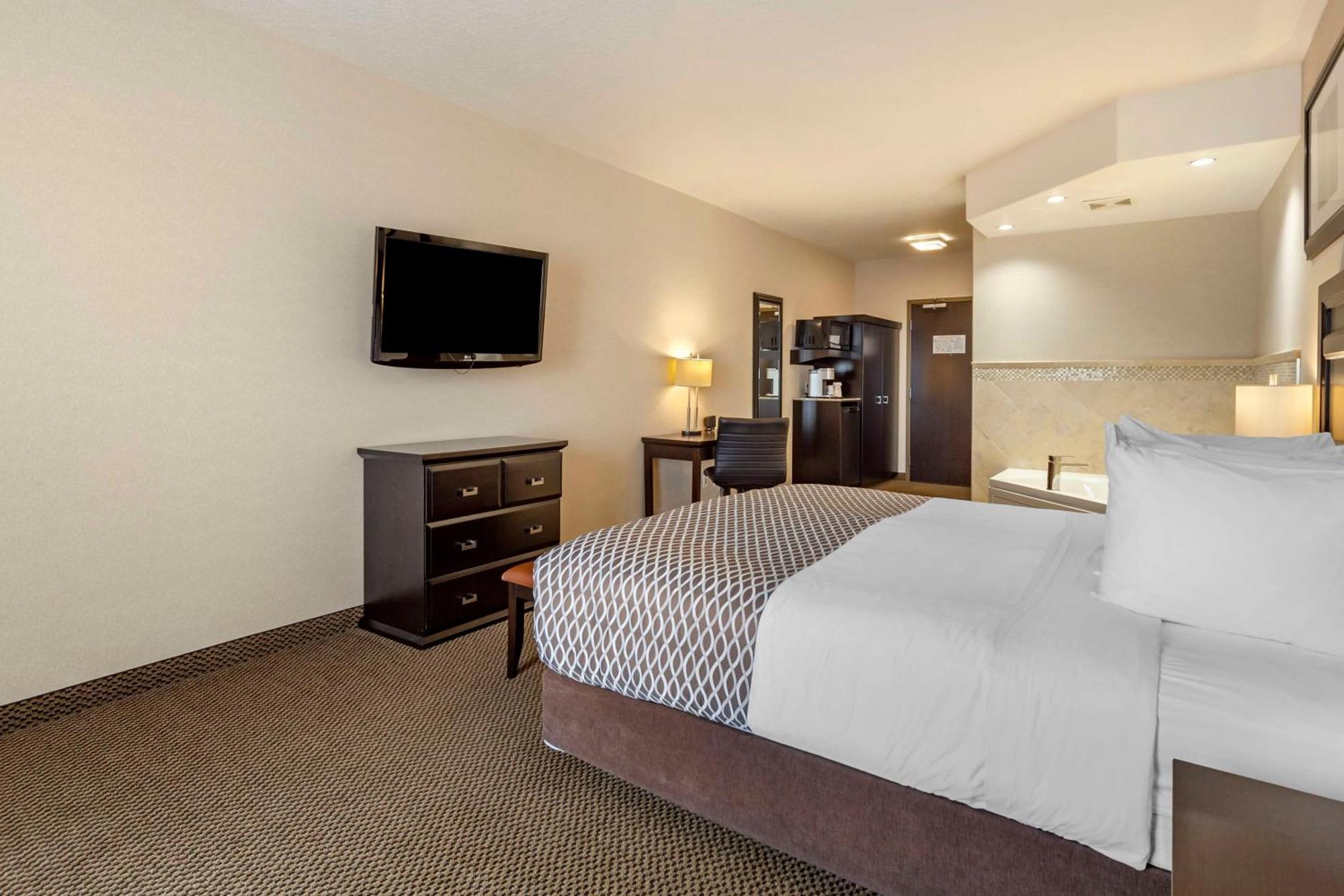 Best Western Plus The Inn At St Albert Saint Albert Extérieur photo