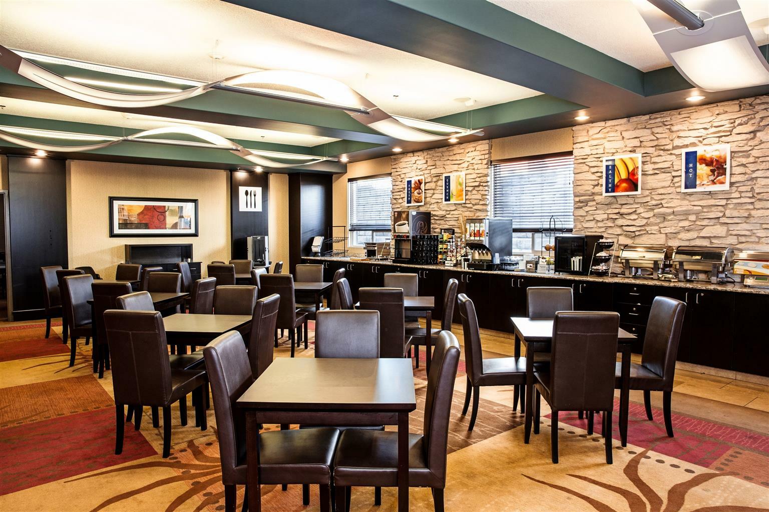 Best Western Plus The Inn At St Albert Saint Albert Extérieur photo